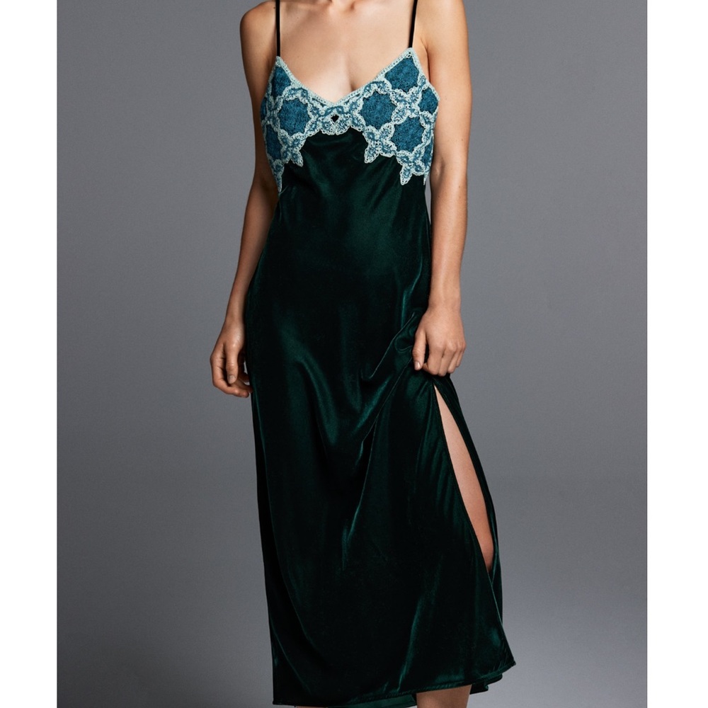 Zara crochet velvet babydoll midi dress blogger favorite